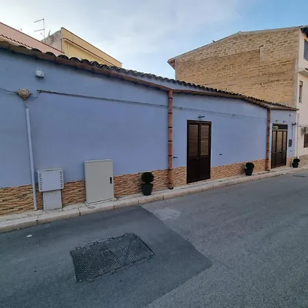 Casa Moa Trappeto (Sicily)